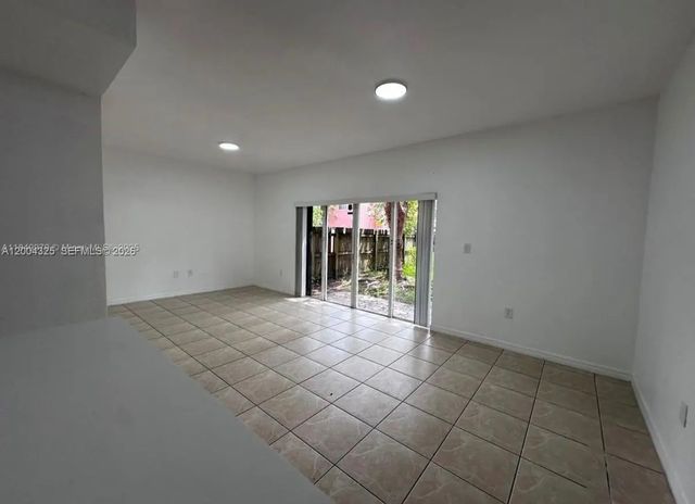 5 of 16 - 941 Sw 6th Place, Florida City, FL