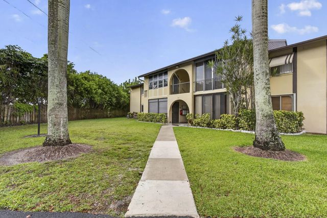 315 Pine Ridge Circle #d-1, Greenacres