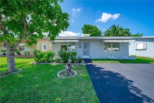 2 of 37 - 4401 Nw 47th Street, Tamarac, FL