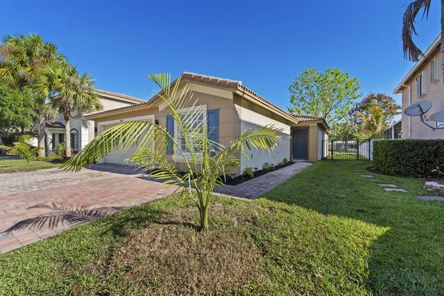 2 of 45 - 1899 Newport Isles Boulevard, Port St. Lucie, FL
