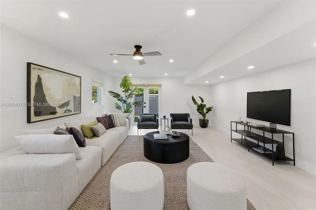 2 of 24 - 13225 Sw 83rd Court, Pinecrest, FL