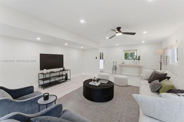 3 of 24 - 13225 Sw 83rd Court, Pinecrest, FL