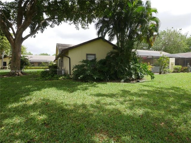 2 of 52 - 23359 Barlake Drive, Boca Raton, FL