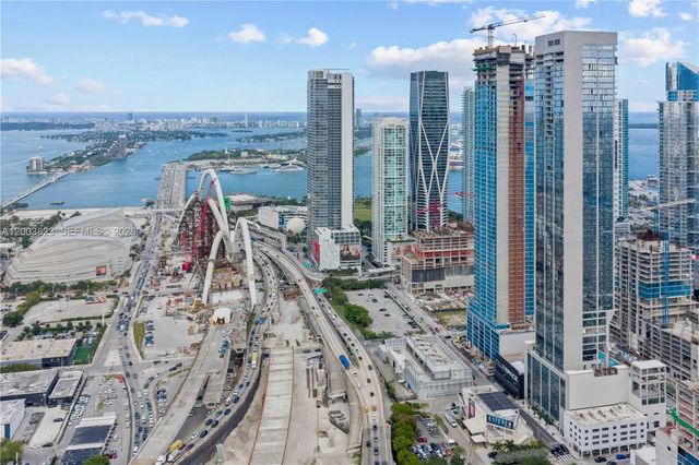 2 of 32 - 20 Ne 11th Street #4602, Miami, FL