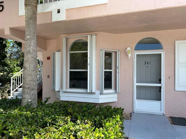 18081 Se Country Club Drive #apt 341, Jupiter