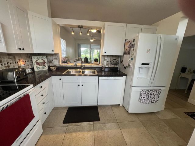 4 of 26 - 18081 Se Country Club Drive #apt 341, Jupiter, FL