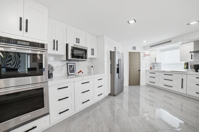 4 of 54 - 1627 Riverview Road #615, Deerfield Beach, FL