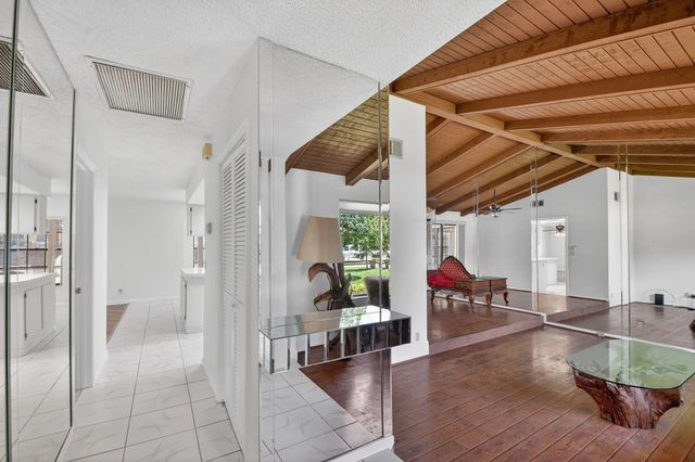 5 of 66 - 980 Ryanwood Drive, West Palm Beach, FL