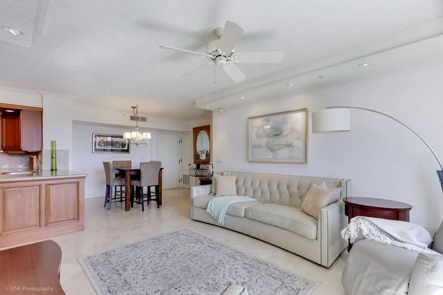 4 of 14 - 651 Okeechobee Boulevard #509, West Palm Beach, FL