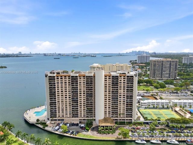 1800 Ne 114th Street #1505, Miami