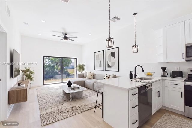 5 of 19 - 542/544 Se 6th Terrace, , FL