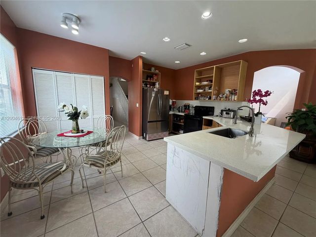 3 of 17 - 2329 Nw 184th Terrace, Pembroke Pines, FL