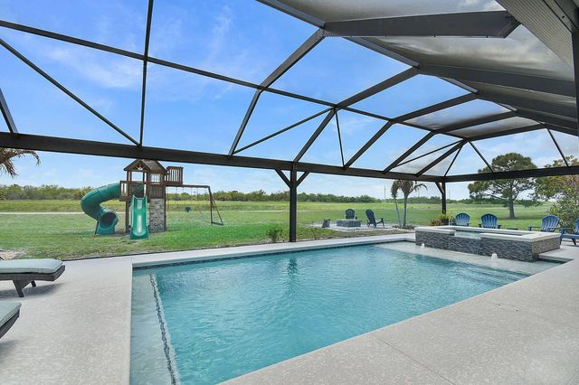 2 of 73 - 508 Sw Bradshaw Circle, Port St. Lucie, FL