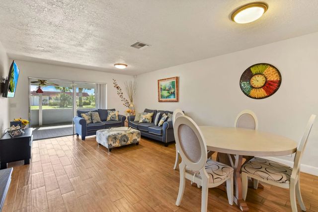 4 of 42 - 5800 Fernley Dr W #64, West Palm Beach, FL