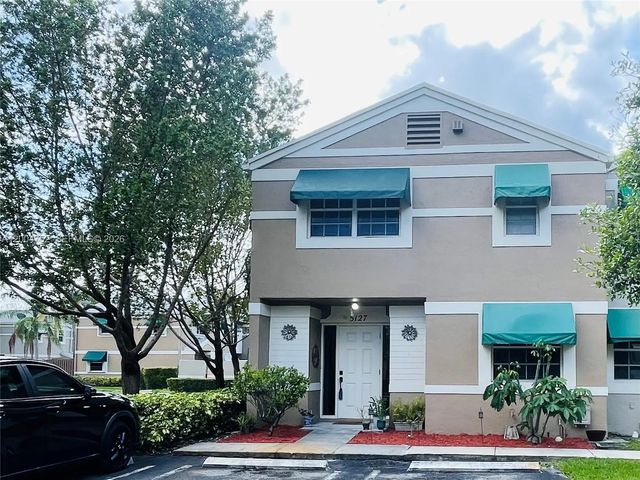 5127 Sw 123rd Avenue, Cooper City