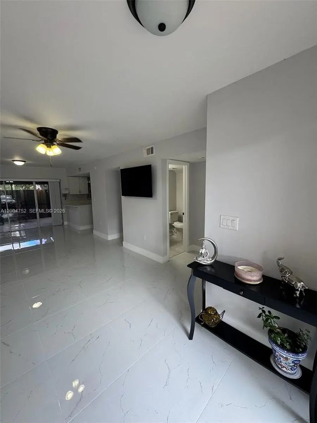 4 of 34 - 5127 Sw 123rd Avenue, Cooper City, FL