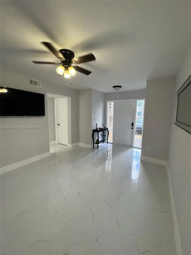 5 of 34 - 5127 Sw 123rd Avenue, Cooper City, FL