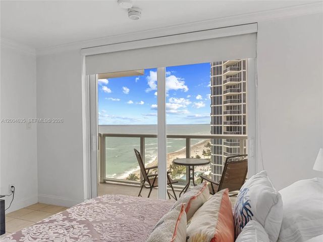 5 of 21 - 19201 Collins Avenue #1109, Sunny Isles Beach, FL