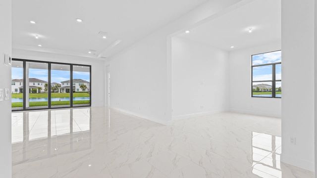 3 of 49 - 5474 Hutchinson Way, The Acreage, FL