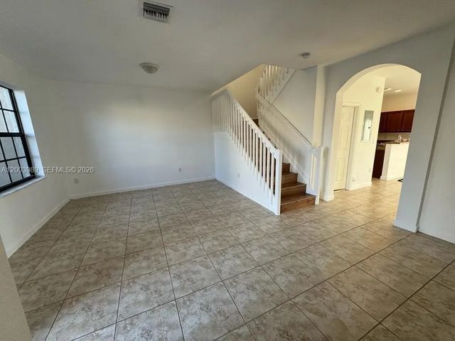 3 of 42 - 648 Se 32nd Avenue #648, Homestead, FL