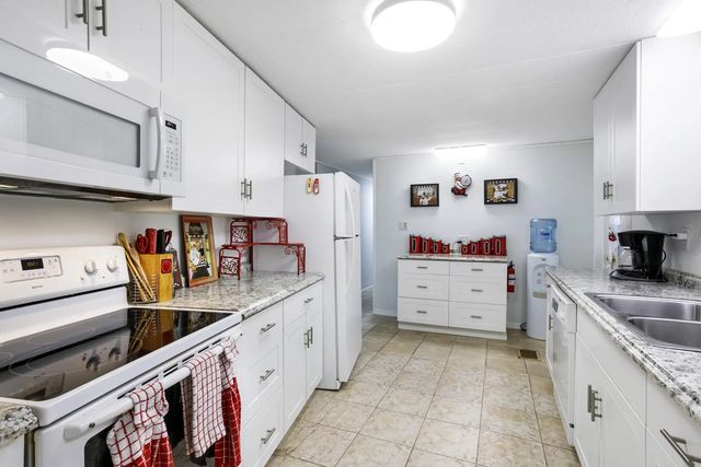 3 of 34 - 37026 Exuma Bay, Boynton Beach, FL