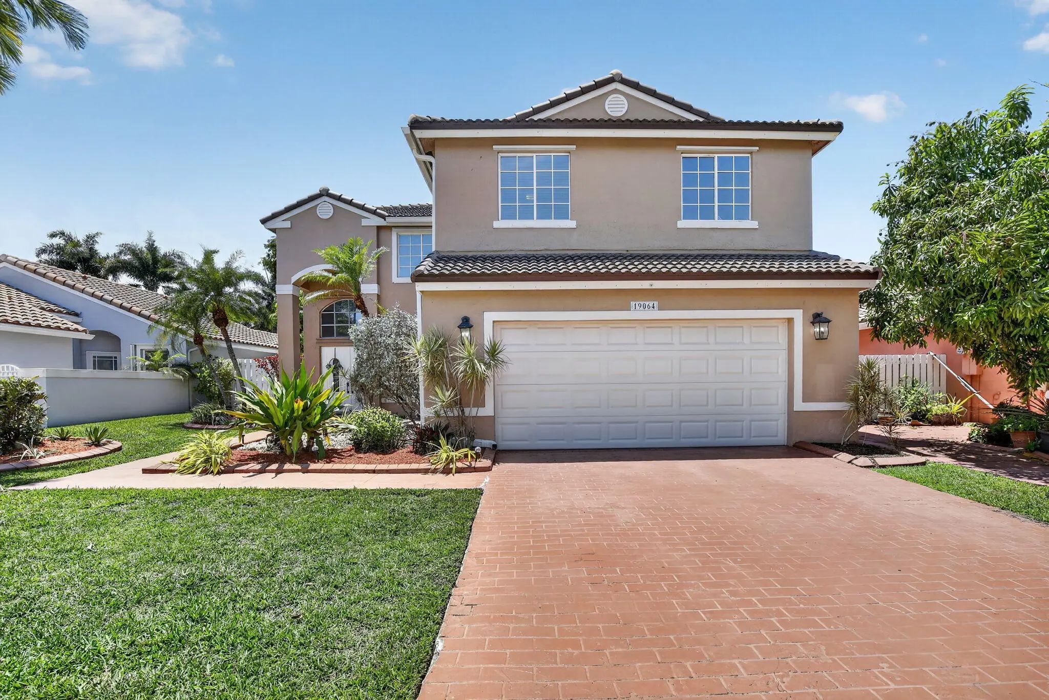 19064 Nw 13th Street, Pembroke Pines