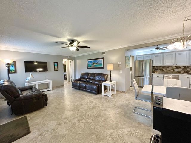 2 of 61 - 223 Pine Hov Circle #c-2, Greenacres, FL