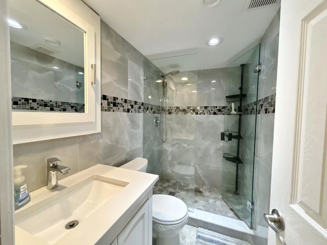 3 of 61 - 223 Pine Hov Circle #c-2, Greenacres, FL