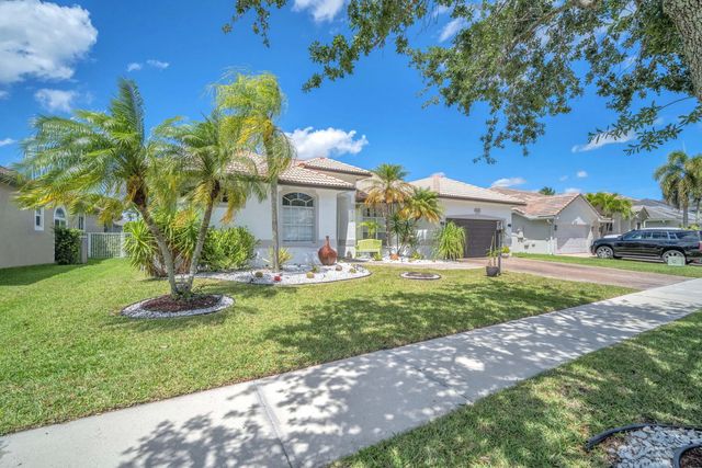 5 of 71 - 16423 Segovia Circle S, Fort Lauderdale, FL