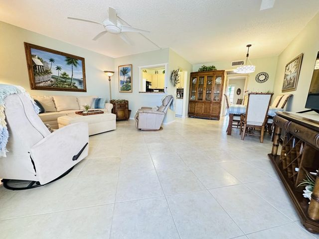 5 of 67 - 2132 Cambridge F, Deerfield Beach, FL