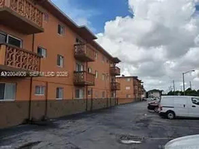2330 Nw 11th Street #24, Miami