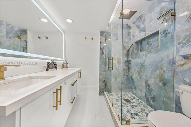 5 of 22 - 4089 Forest Hill Drive, Cooper City, FL