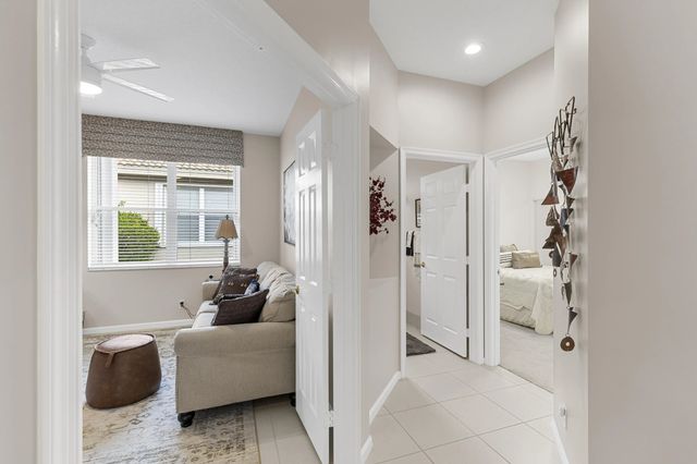4 of 52 - 9719 Crescent View Drive S, Boynton Beach, FL