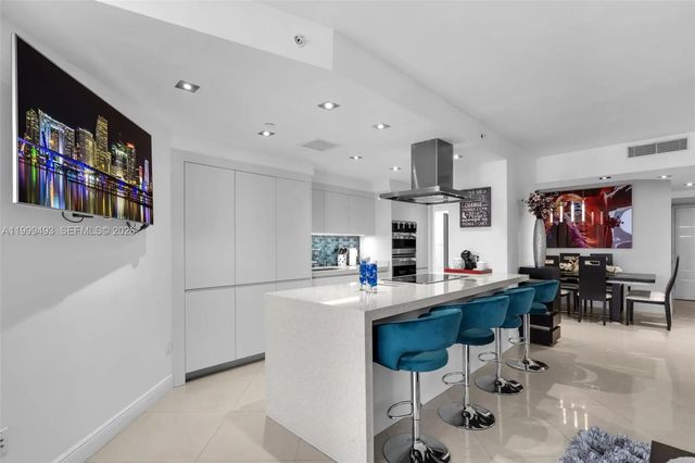 4 of 48 - 4775 Collins Avenue #3608, Miami Beach, FL