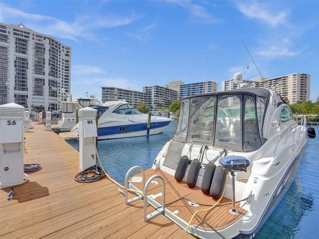 5 of 42 - 2667 S Parkview Drive, Hallandale Beach, FL