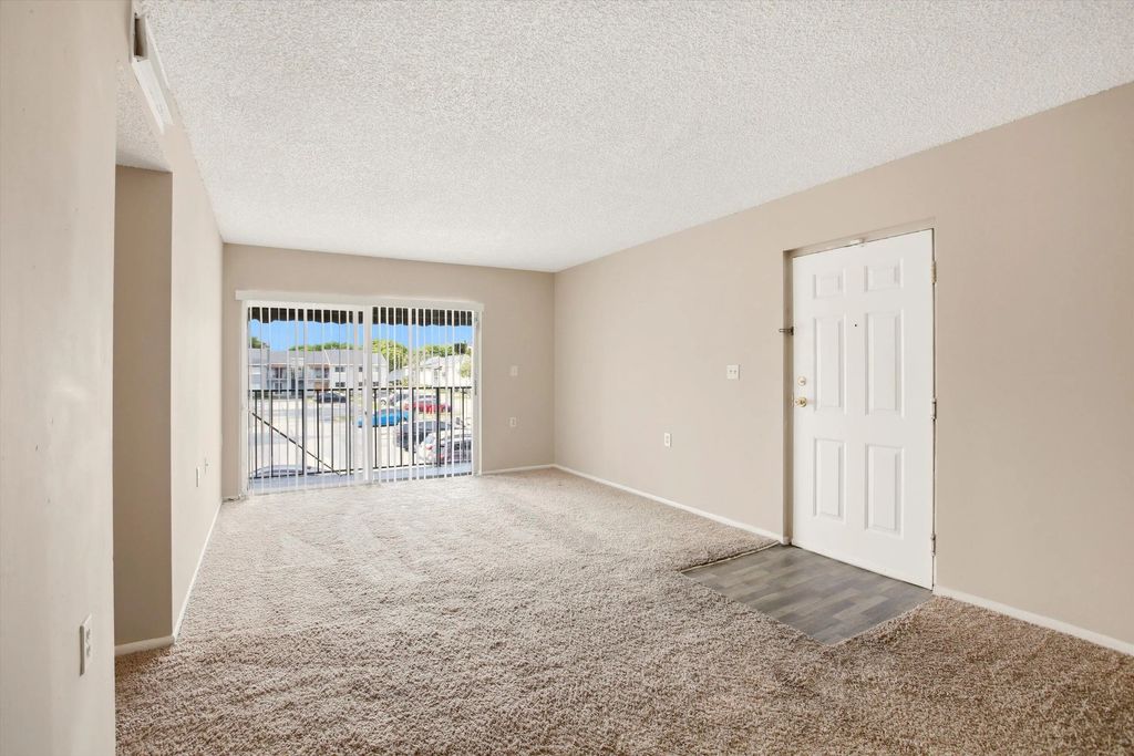 1153 Lake Victoria Drive #h, West Palm Beach