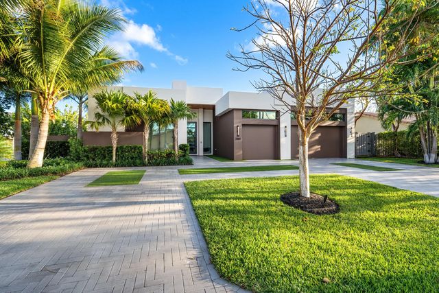 2 of 38 - 2880 Ne 35th Street, Lighthouse Point, FL