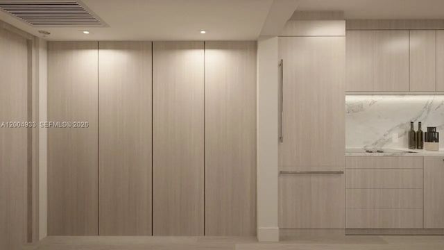 5 of 35 - 250 Collins Avenue #105, Miami Beach, FL