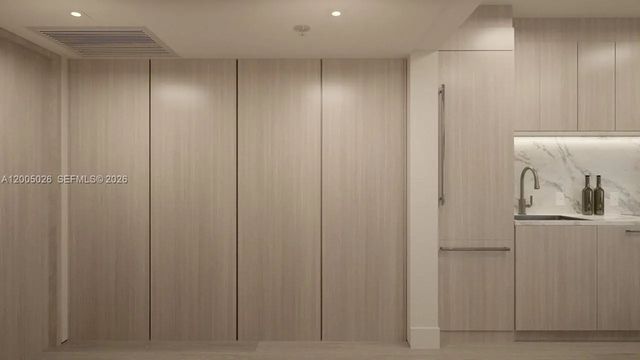 5 of 35 - 250 Collins Avenue #205, Miami Beach, FL