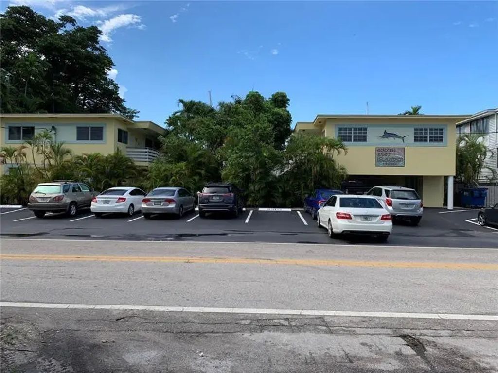 1525 Se 15th Street Ne #2, Fort Lauderdale
