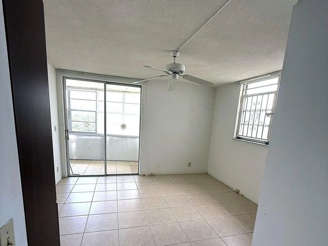 1401 Ne Miami Gardens Drive #1096, Miami