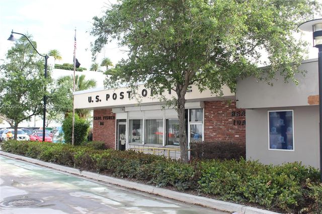 2 of 9 - 1661 West Avenue, Miami Beach, FL