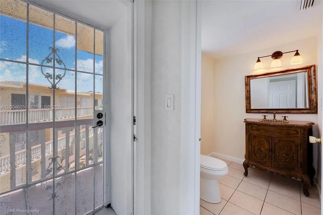 4 of 18 - 1551 Ne Miami Gardens Drive #322, Miami, FL