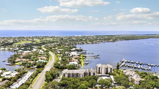 3 of 38 - 11370 Twelve Oaks Way #416, North Palm Beach, FL