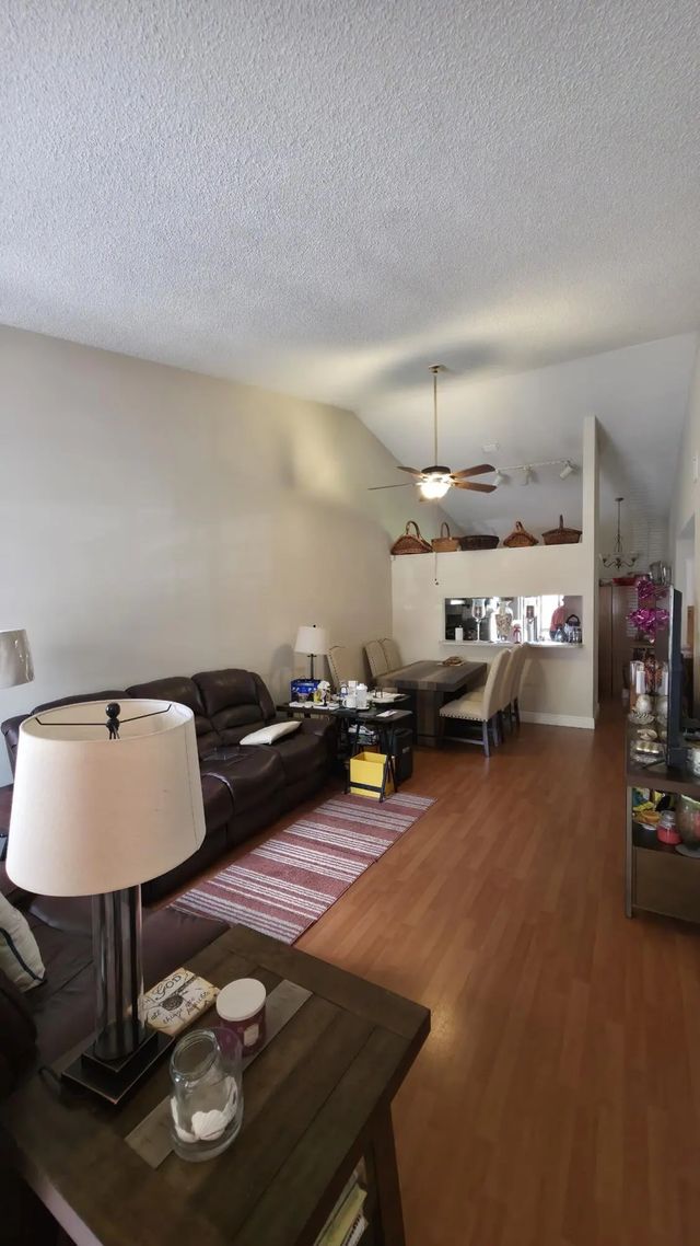 4 of 12 - 7922 Nw 10th Street, Plantation, FL