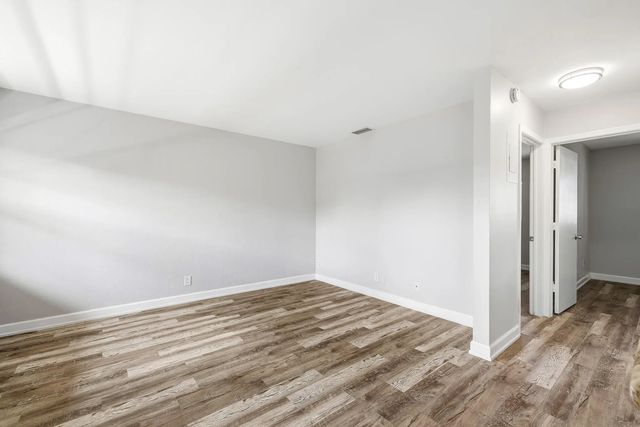 5 of 15 - 5162 Ne 6th Avenue #317, Oakland Park, FL