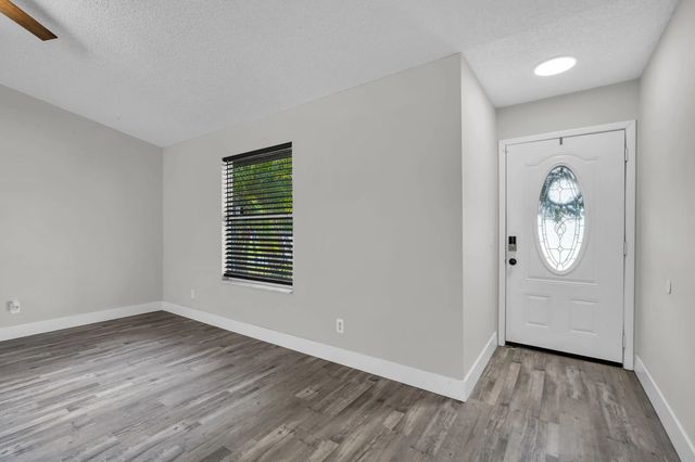 3 of 25 - 497 Melrose Lane, Sebastian, FL