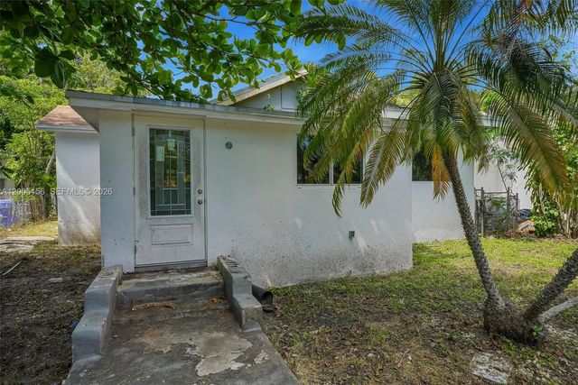 3 of 17 - 3637 Frow Avenue, Miami, FL