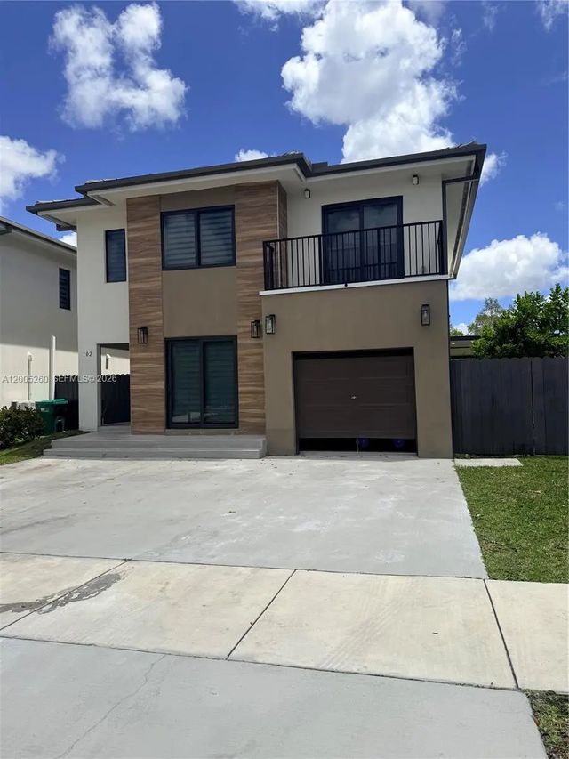 102 Nw 10th Place, Florida City