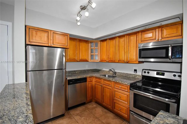 2 of 19 - 9955 N Belfort Circle #112, Tamarac, FL